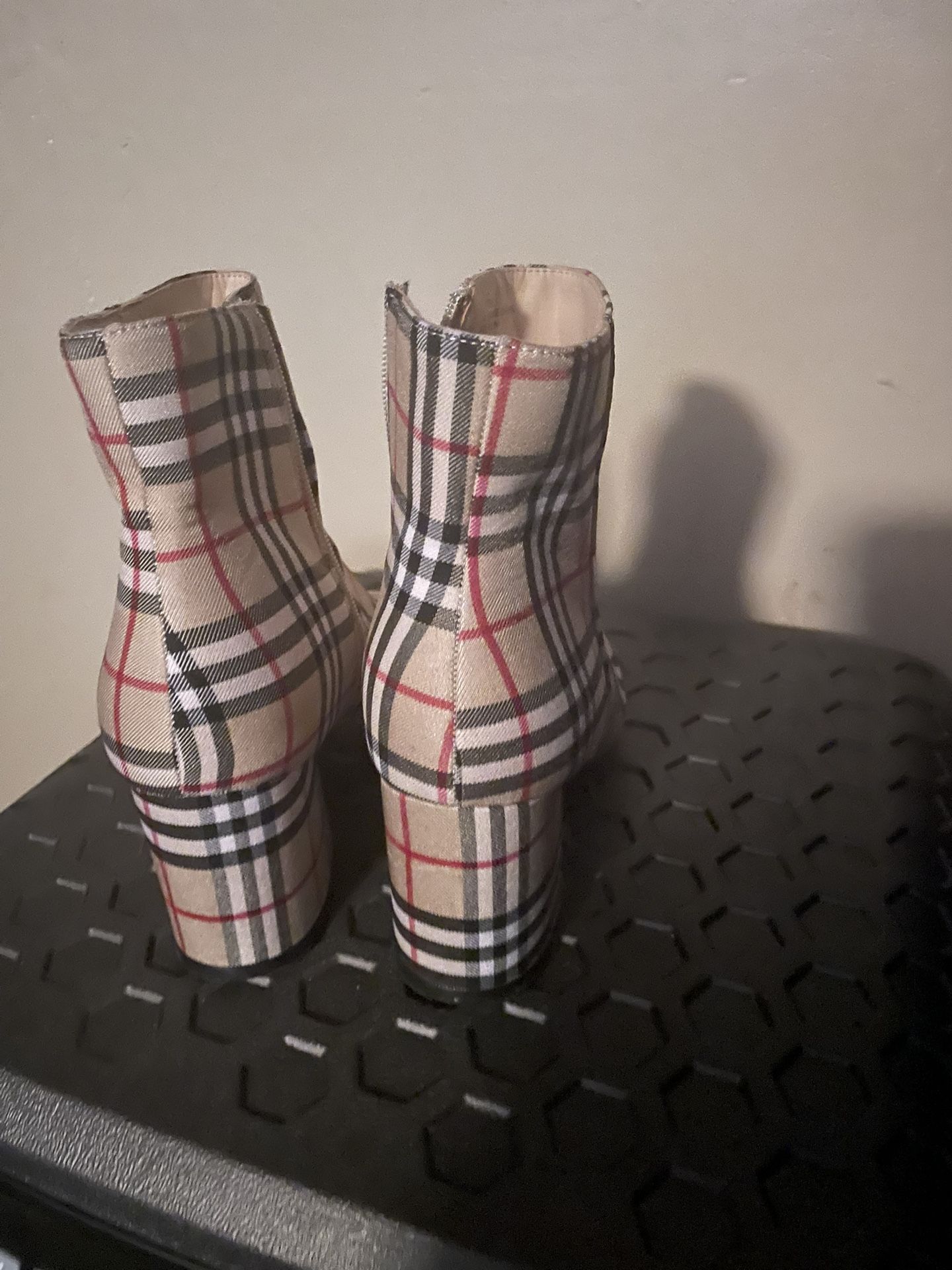 Women boots