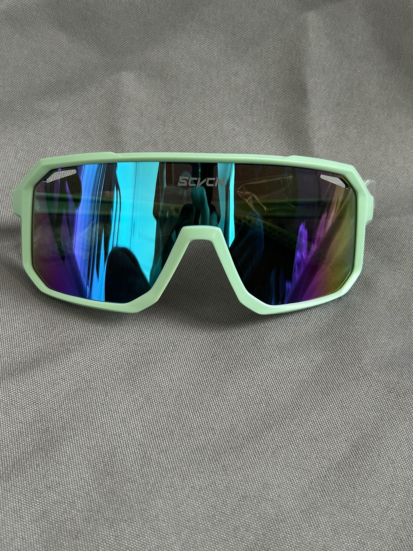 SCVCN Mint Green Sports Sunglasses