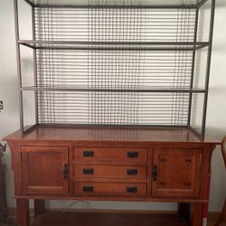 Buffet Baker’s rack