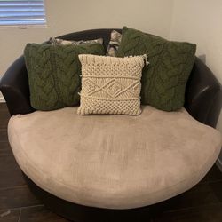 Round Couch