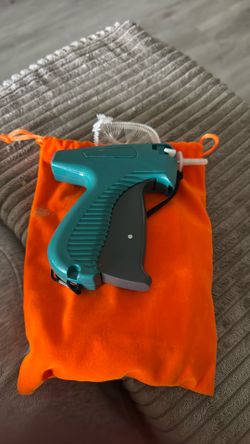 Tag Gun