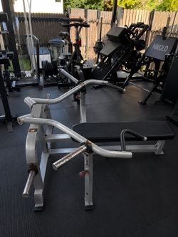 Body solid chest press (commercial grade)
