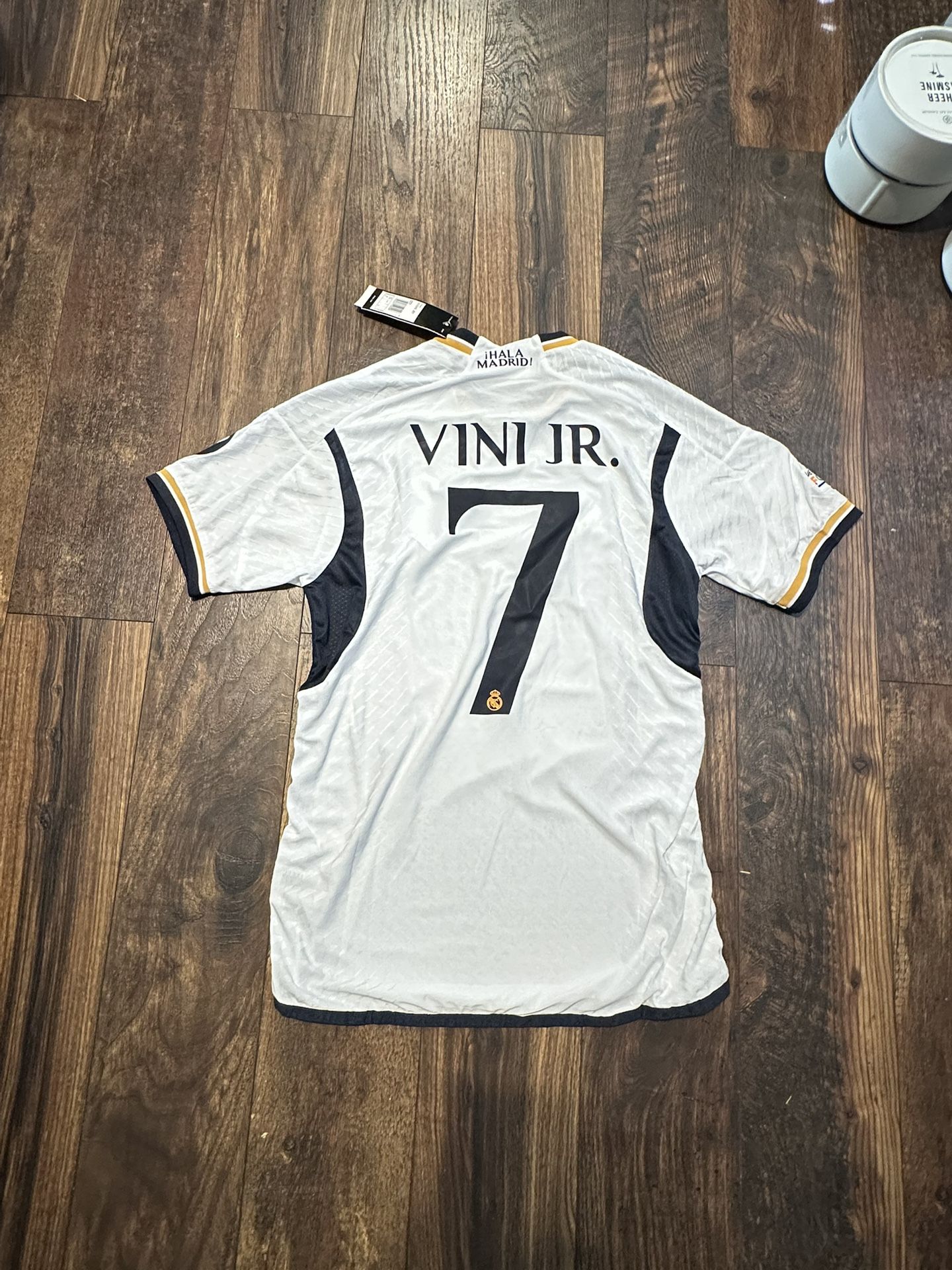 Madrid Jersey Final London Player Version 23/24 Vini Jr #7 (M )