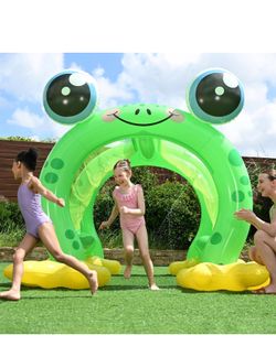 Inflatable water sprinkler tunel