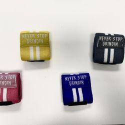 WRIST STRAPS FOR WEIGHT LIFTING  *SALE*