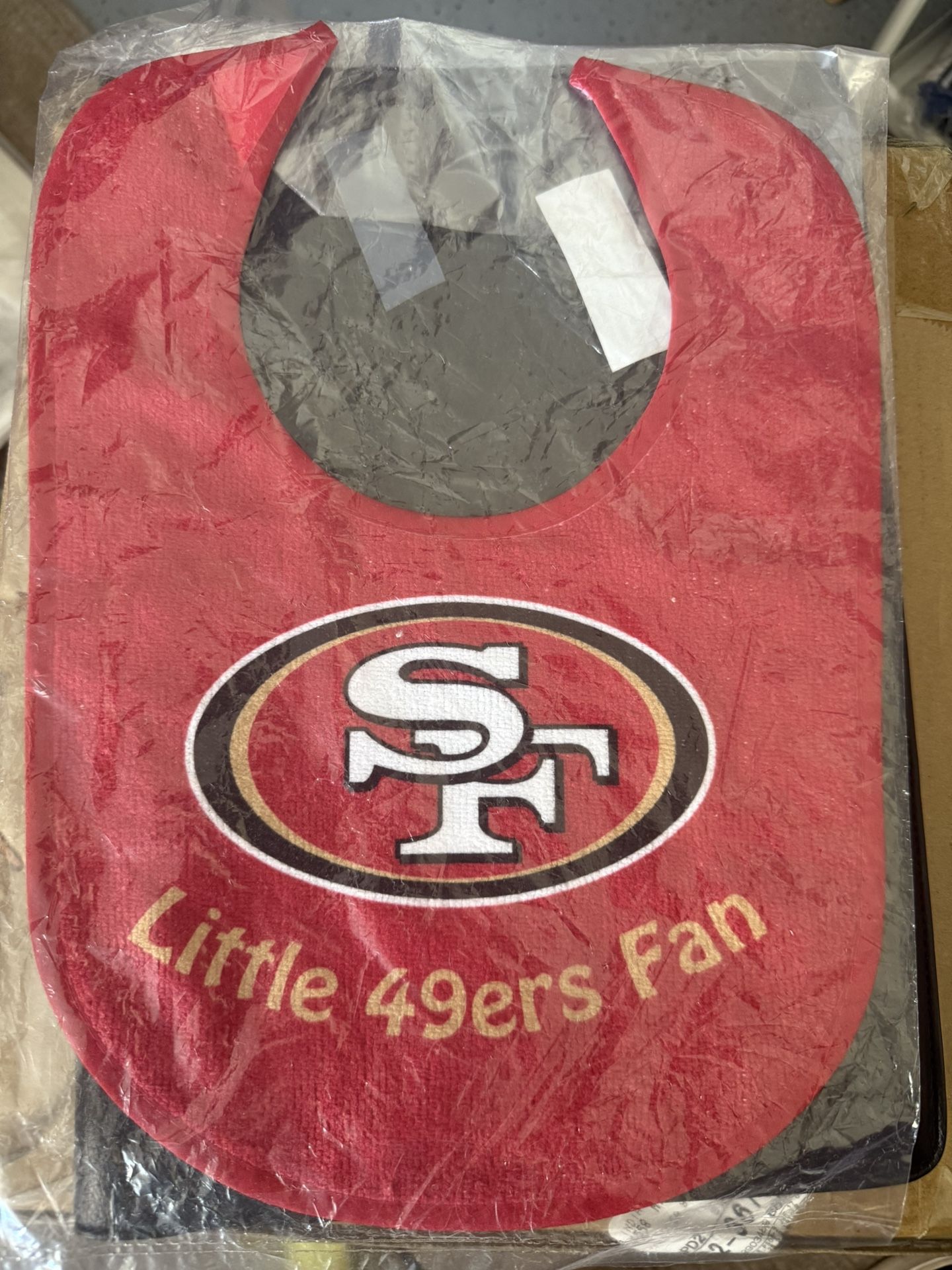 Official SF 49ers baby Bib Made By Wincraft