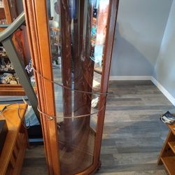 Curio Cabinet Comes With Three Glass Shelves Must Pick Up Northeast Philly Mayfair.