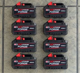 8.0 Battery FORGE REDLITHIUM  Milwaukee M18