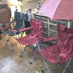 Set Of 4 Camping Chairs With Ome Umbrella 