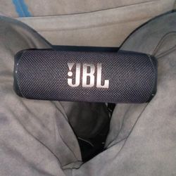JBL Flip 6 Waterproof Portable Bluetooth Speaker $70
