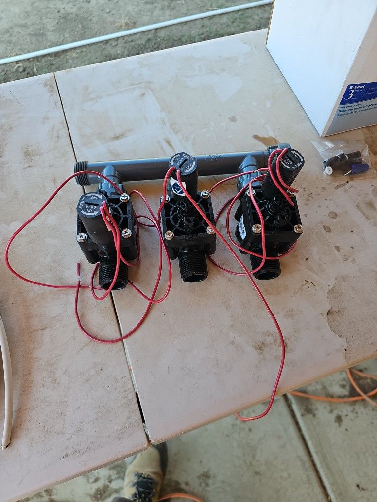 3 Valves With Manifolds
