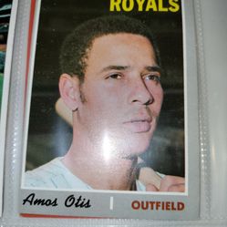 Topps Amos Otis Outfield Baseball Card