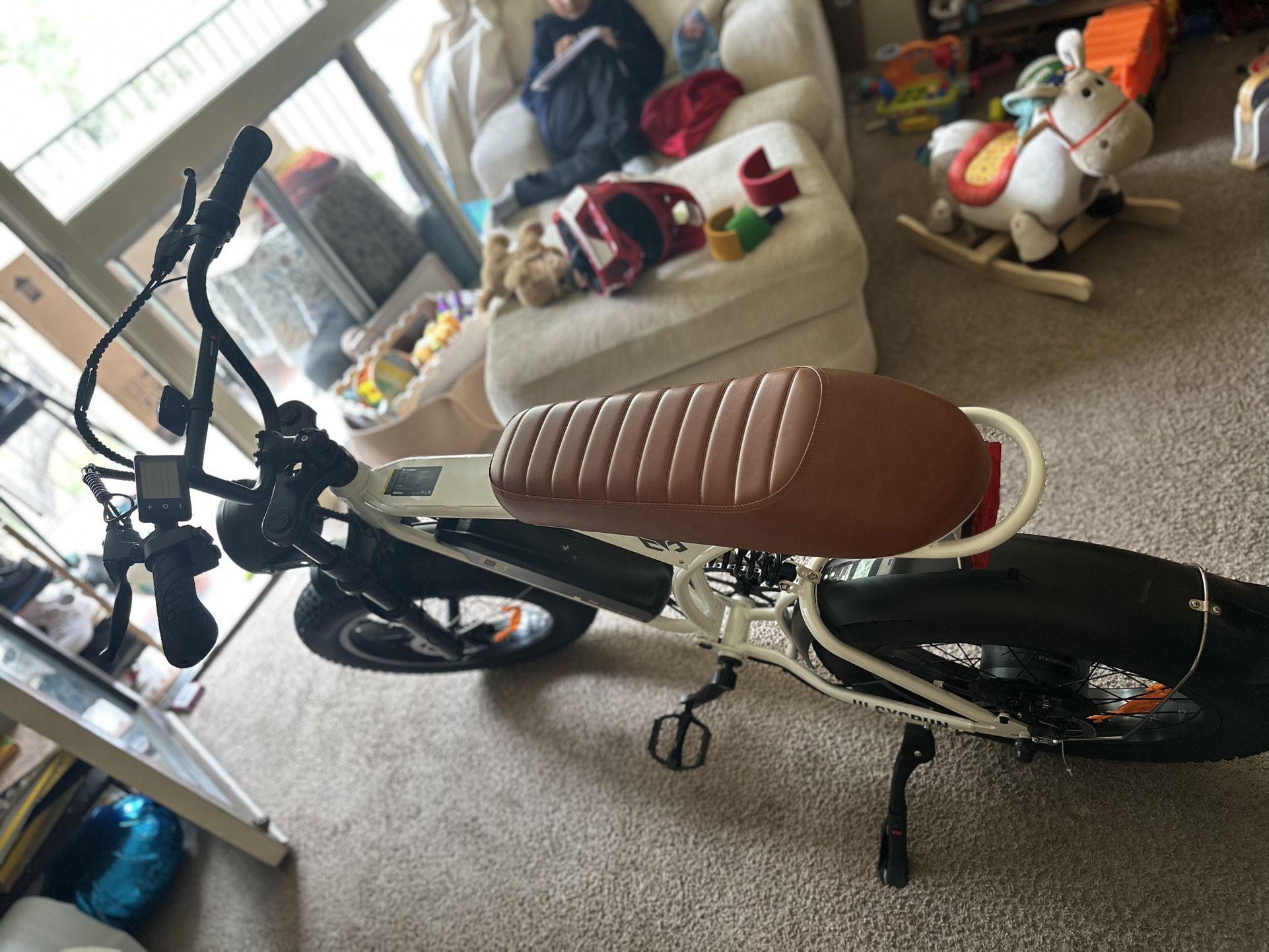 Brand New CycRun Vintage Moped E-Bike – 750W, W/ Box
