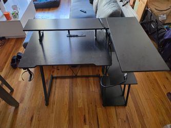 Gaming Desk Computer Desk with Power Outlet and LED