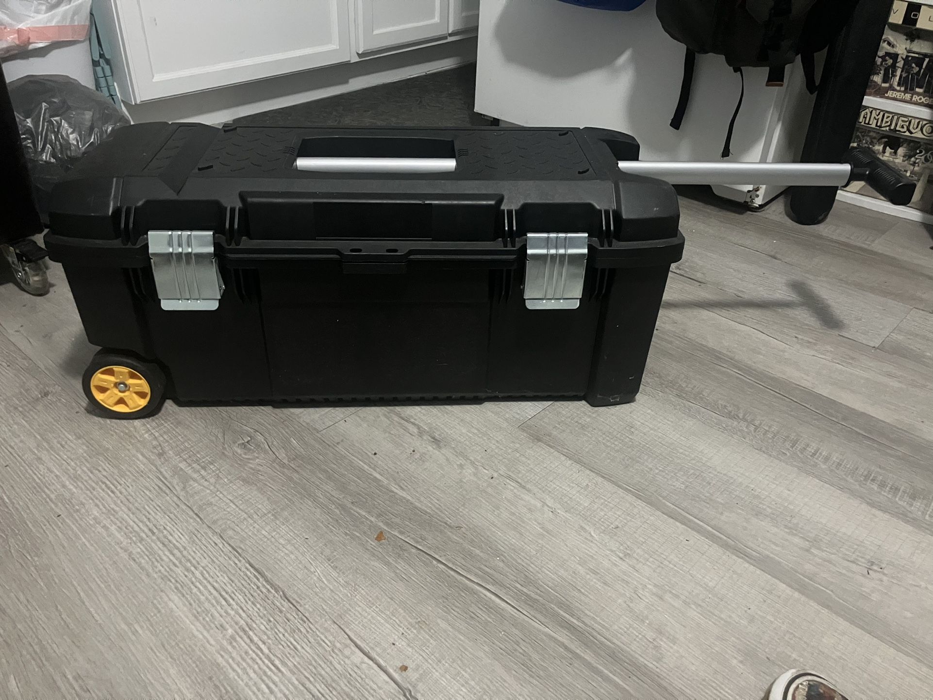 Stanley Rolling Tool Box