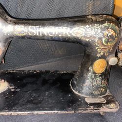 1911 Sewing Machine Model 66 Red eye