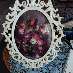 Vtg Oval Painted On Brass Glass Frame Floral Bubble Glass