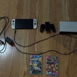 Nintendo Switch OLED + Controller + Headset + Nintendo Games