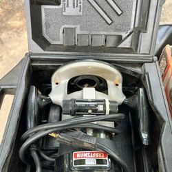 Craftsman Router, Excellent Condition Condition Includes Bit And Case