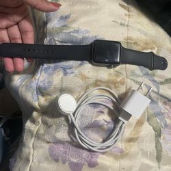 Black Apple Watch Series 3