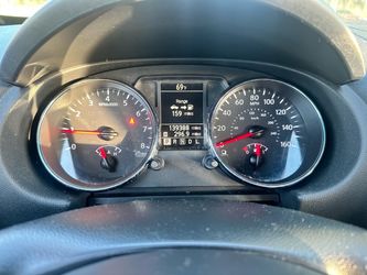 2013 Nissan rogue awd