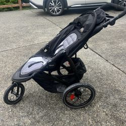 Barely used Graco Fast Action Jogger LX stroller