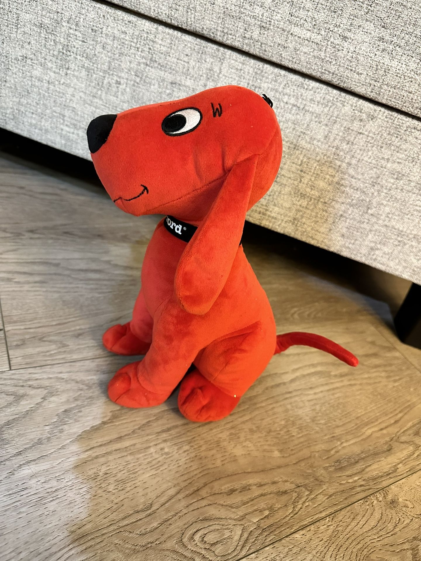 Kohls Care Clifford The Big Red Dog Clifford Plush 12” Red