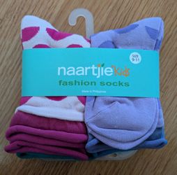 NWT Naartjie Kids Socks 9-11 70% Cotton