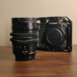 Panasonic GH5 with 12-60mm Leica Lens – Barely Used ( Video Micro 43 Camera)