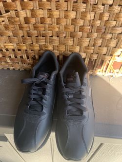 Size 12 men’s pumas