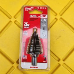 Milwaukee
7/8 in. - 1-3/8 in. #12 Black Oxide Step Drill Bit (5-Steps)
