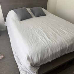 Grey solid Wood Platform Bed 