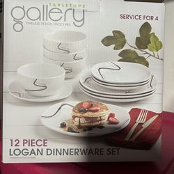Brand New 12 piece dish set