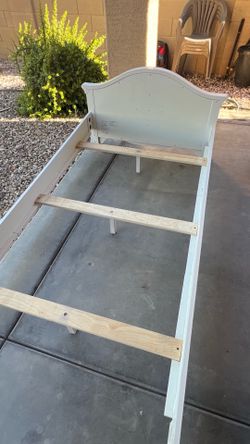 Twin bed