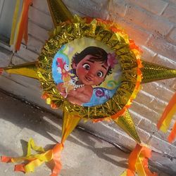 Baby Moana Star Piñata 