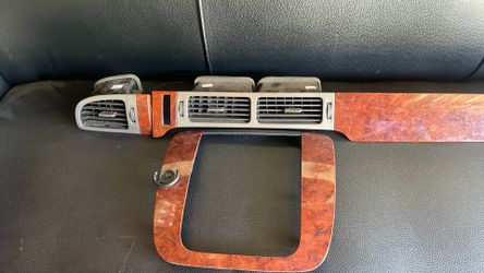 2007/2014 Tahoe Dash Trim $300