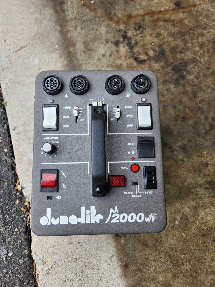 Dynalite 2000