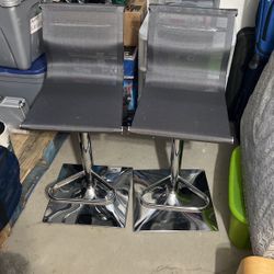 Stools/ Bar Chairs