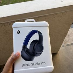 Beats Studio Pro 