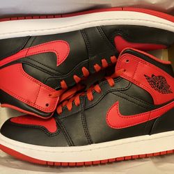 AIR JORDAN 1 MID ALTERNATE BRED 2022 - BRAND NEW!!! 