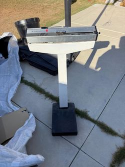 Weight scale