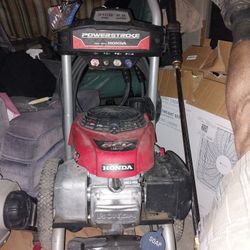 powerstroke honda 3100psi2.5gpm gas powered pressure washer