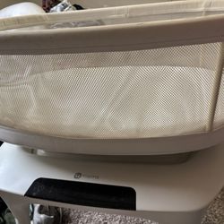 4momaroo Bassinet 