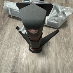 LG Ultragear 27” QHD And MSI Optix 27” LED curved Desk Mounts