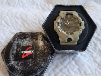 BRAND NEW!! Men's Casio G-Shock watch