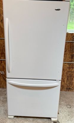 Amana fridge / freezer combo