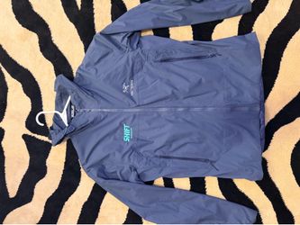 Arc'teryx Men's XL Hooded Jacket
