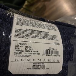 Round carpet Side 5’4x8’4