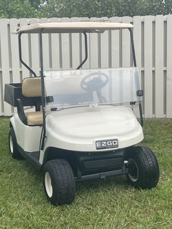 E-Z-GO Golf Cart With Rear Utility bed