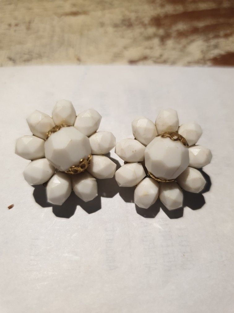 Vintage Western Germany White Beaded Clip On Ear Rings